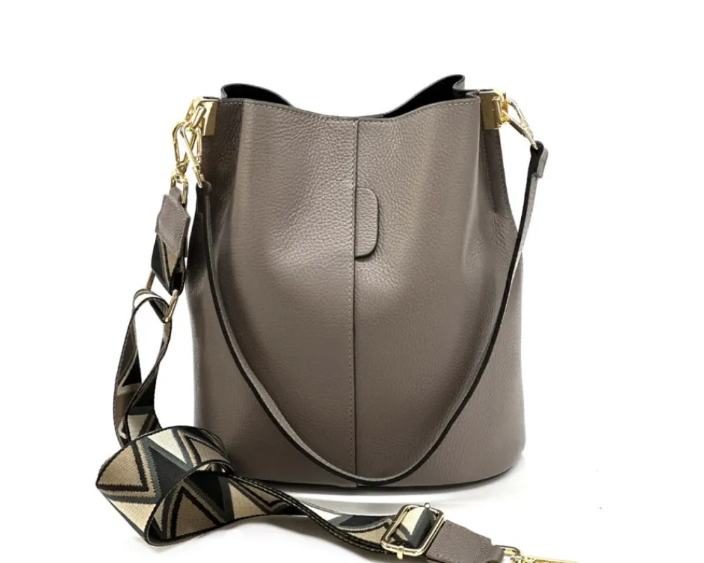 Maddalena GM leather bucket bag*Florence Outlet