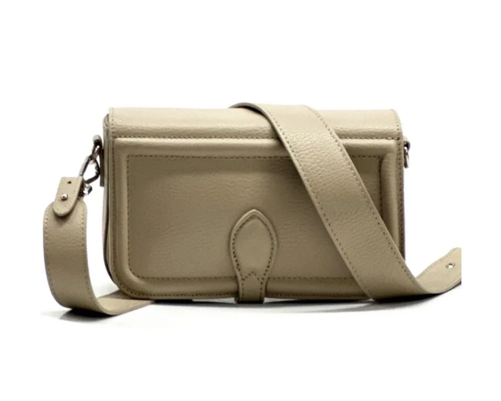 Nicole leather shoulder bag*Florence Discount